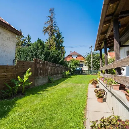 Regoczy Vendeghaz 3* Zamardi